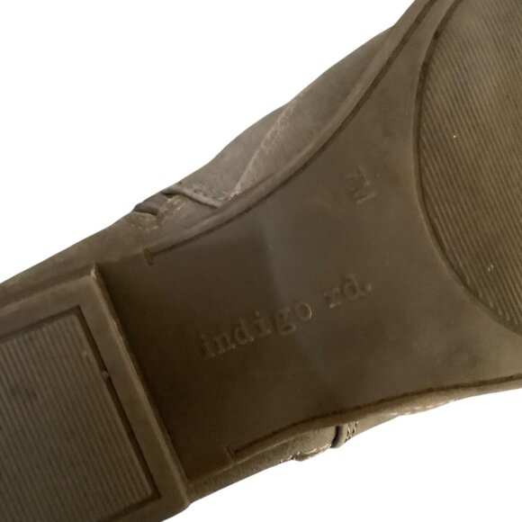 Indigo Rd. Western Ankle Boots Buckle Zip Block Heel Size 7 Women Shoes - Picture 5 of 7